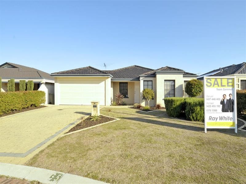 35 Shelduck Crescent, Beechboro WA 6063