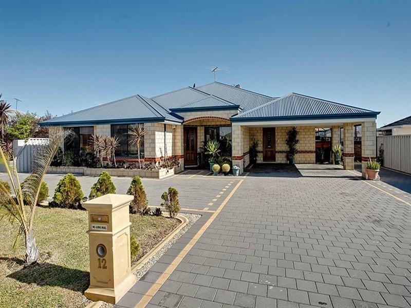 12 Grampian Way, Caversham WA 6055