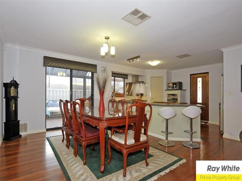 12 Grampian Way, Caversham WA 6055