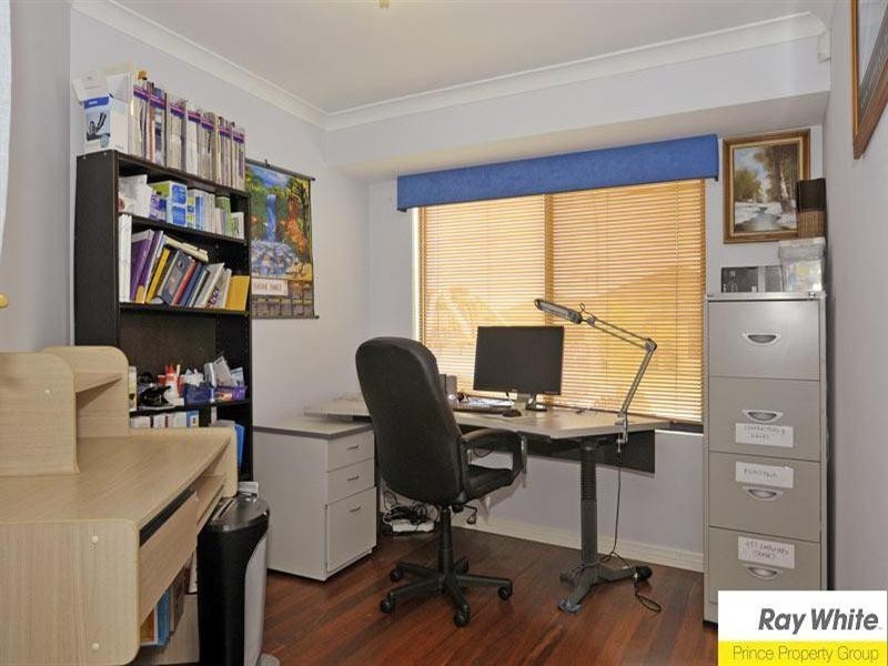 12 Grampian Way, Caversham WA 6055