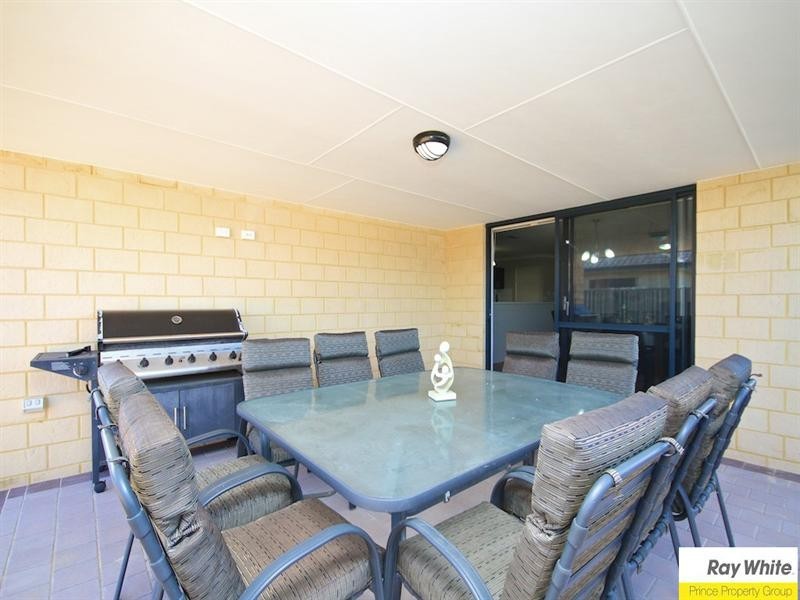 24 Calendia Way, Caversham WA 6055