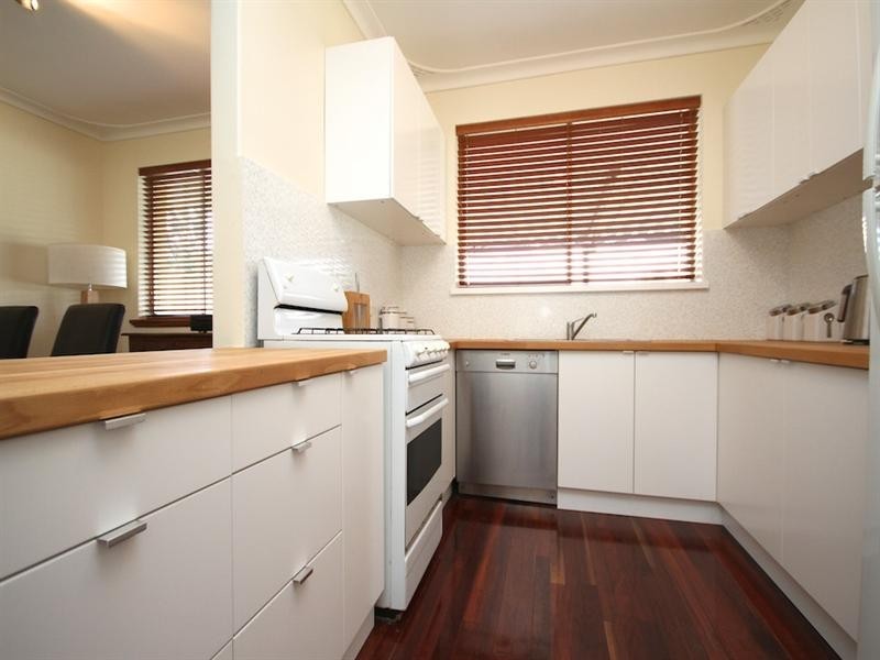 25 Kenmure Avenue, Ashfield WA 6054