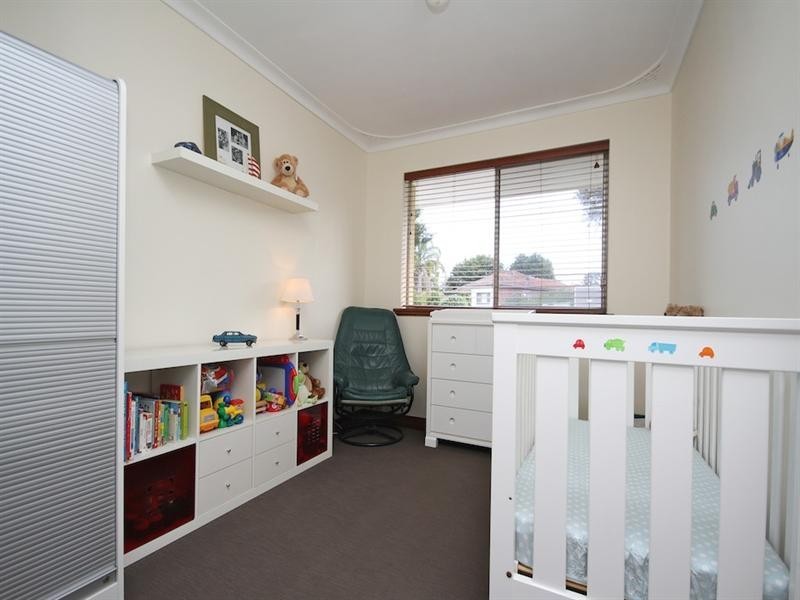 25 Kenmure Avenue, Ashfield WA 6054