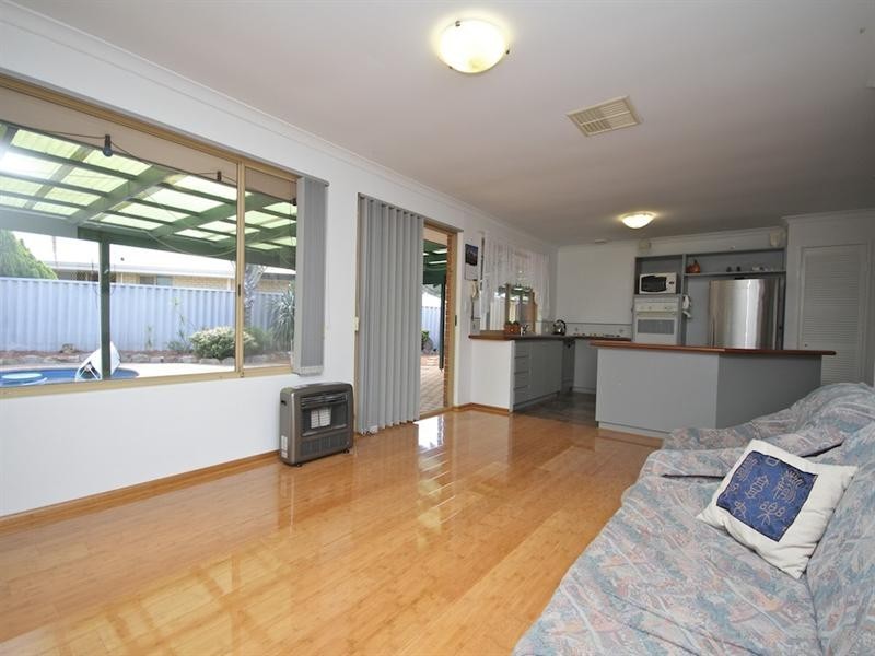 3 Willow Place, Beechboro WA 6063