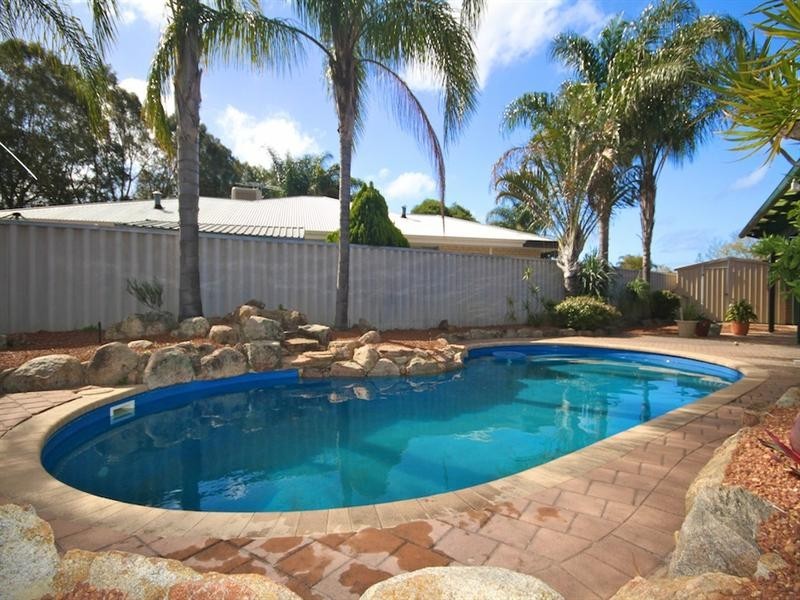 3 Willow Place, Beechboro WA 6063