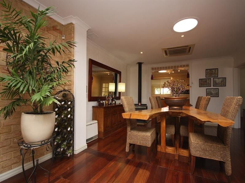 13 Arbon Way, Lockridge WA 6054