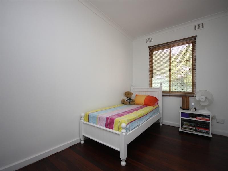 13 Arbon Way, Lockridge WA 6054