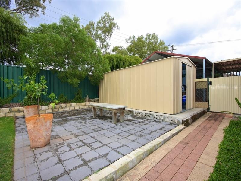 13 Arbon Way, Lockridge WA 6054