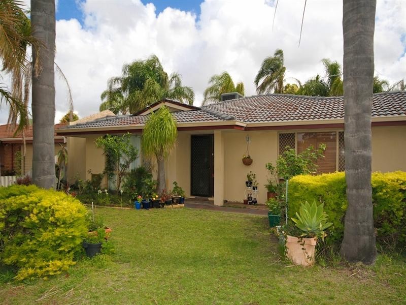 62 Kingfisher Avenue, Ballajura WA 6066