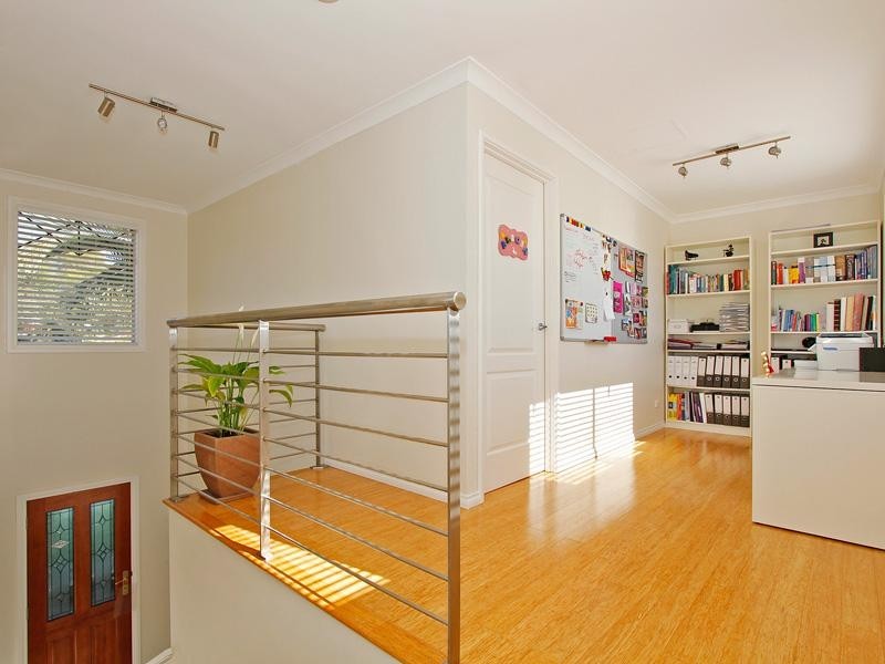 102 Hamilton Street, Bassendean WA 6054