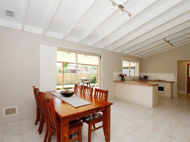 102 Hamilton Street, Bassendean WA 6054