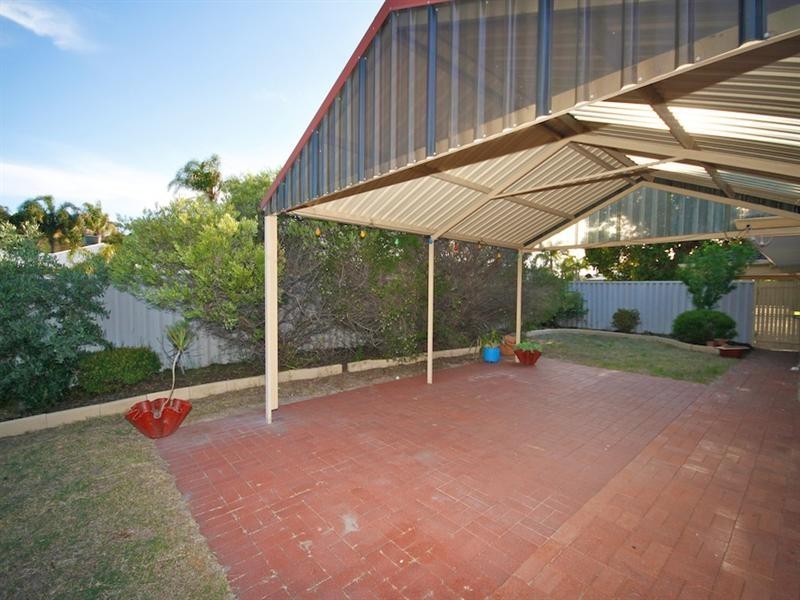 36 Valley Brook Road, Caversham WA 6055