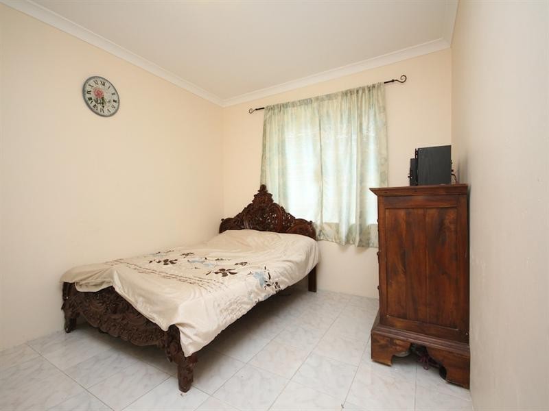 36 Valley Brook Road, Caversham WA 6055