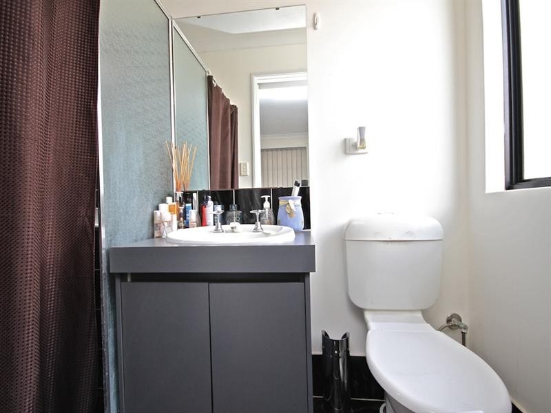 10 Napa Court, Caversham WA 6055