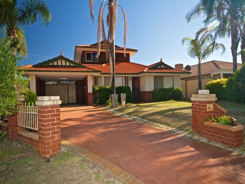 18 Tolbury Retreat, Kiara WA 6054