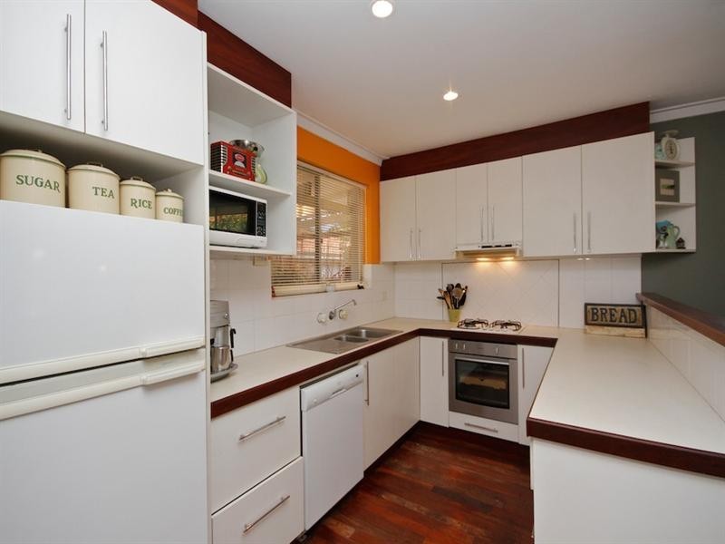 19 Mann Way, Bassendean WA 6054