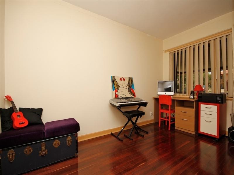 12 Rudge Place, Lockridge WA 6054