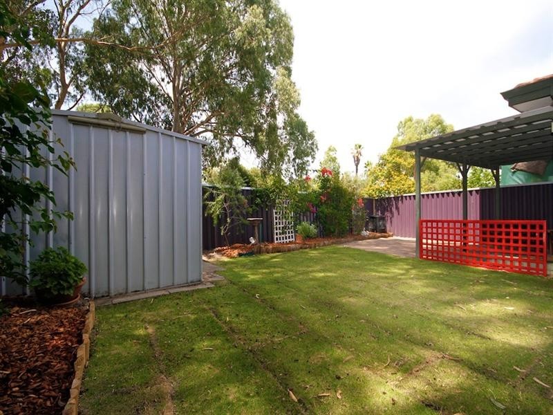 12 Rudge Place, Lockridge WA 6054