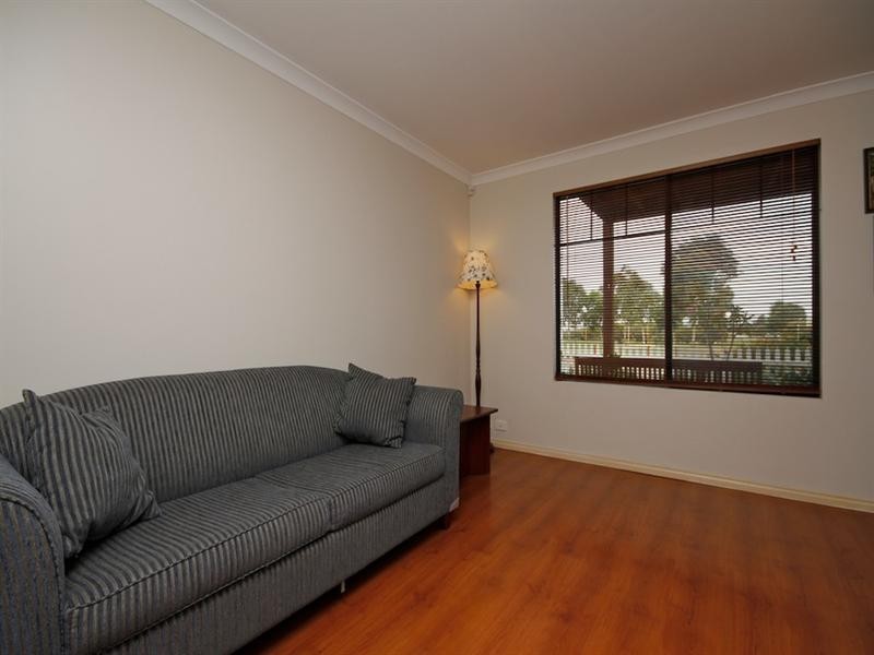 27a Coonawarra Drive, Caversham WA 6055