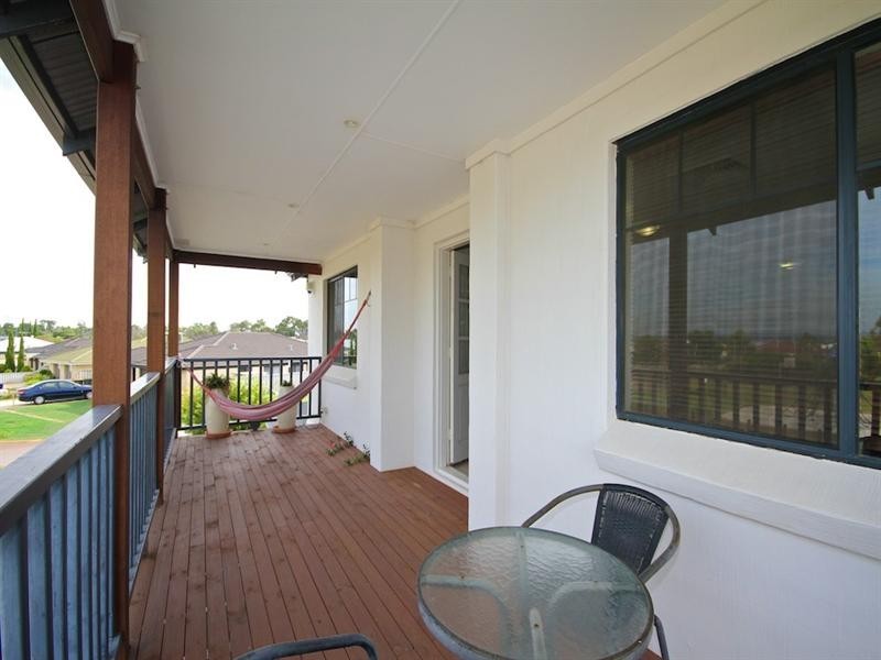 27a Coonawarra Drive, Caversham WA 6055