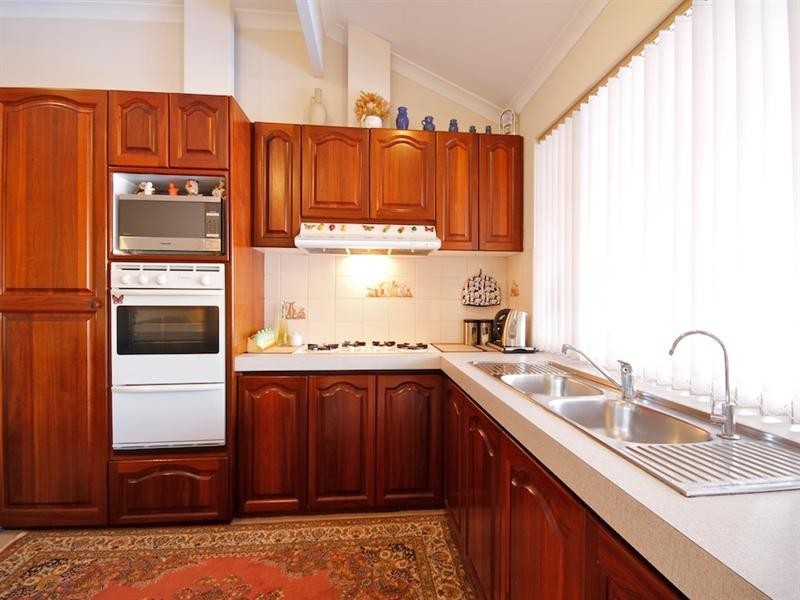 1 Bowood Cove, Kiara WA 6054