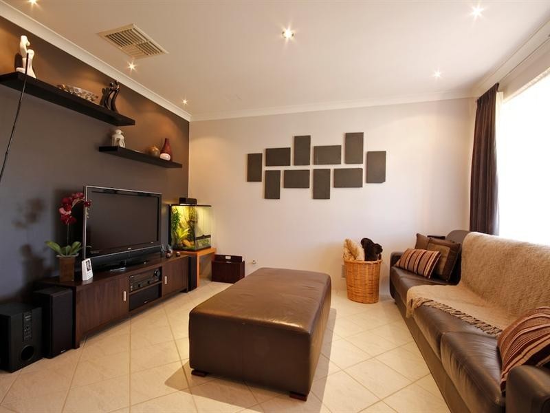 5 Creswick Cross, Kiara WA 6054