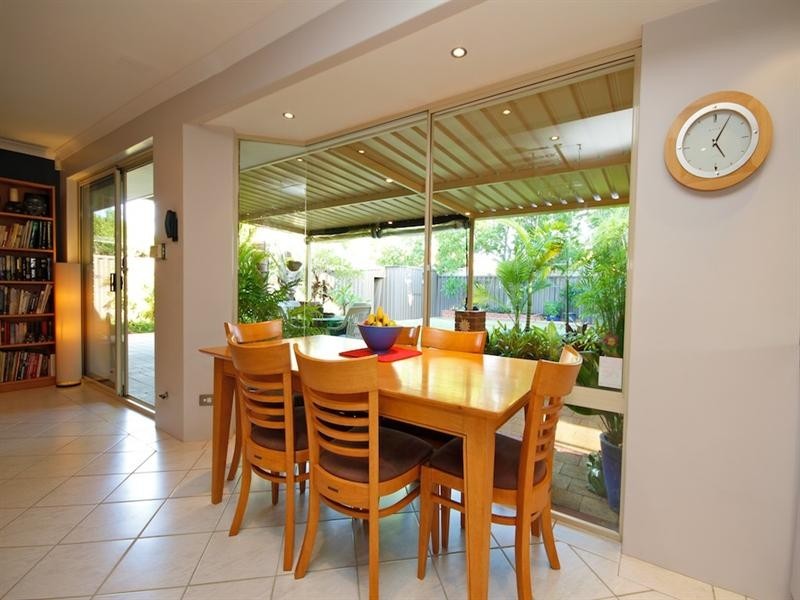 5 Creswick Cross, Kiara WA 6054