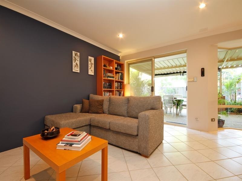 5 Creswick Cross, Kiara WA 6054