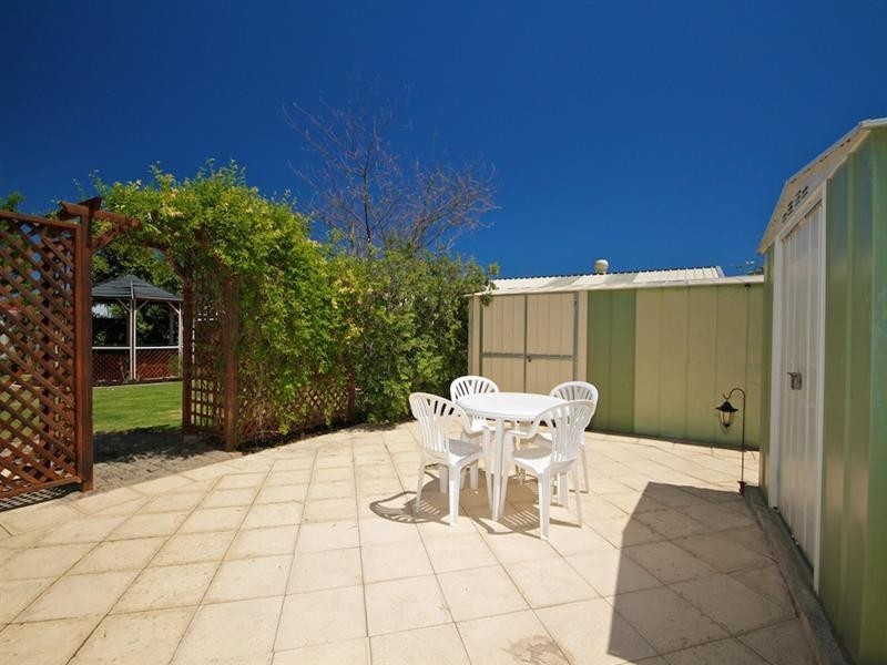 30 Alsace Avenue, Caversham WA 6055