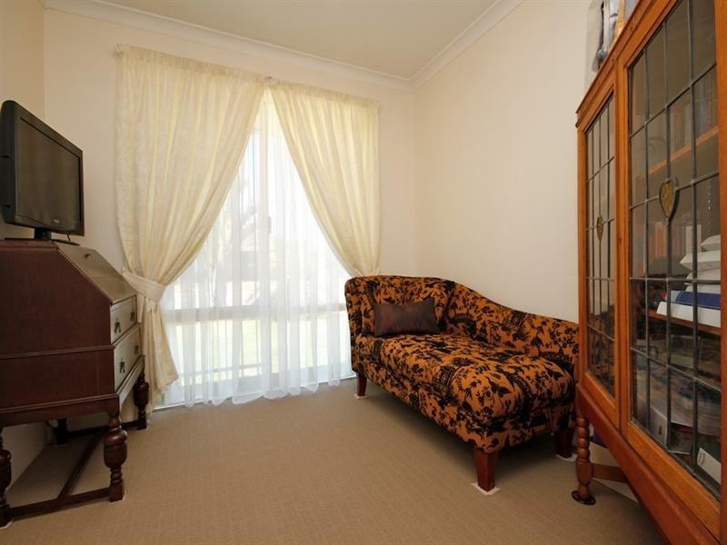 30 Alsace Avenue, Caversham WA 6055