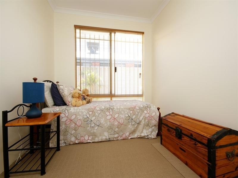 30 Alsace Avenue, Caversham WA 6055