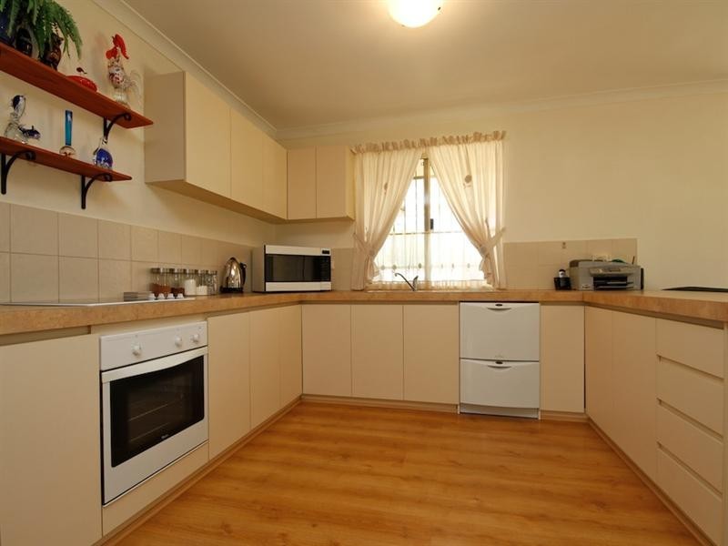 30 Alsace Avenue, Caversham WA 6055