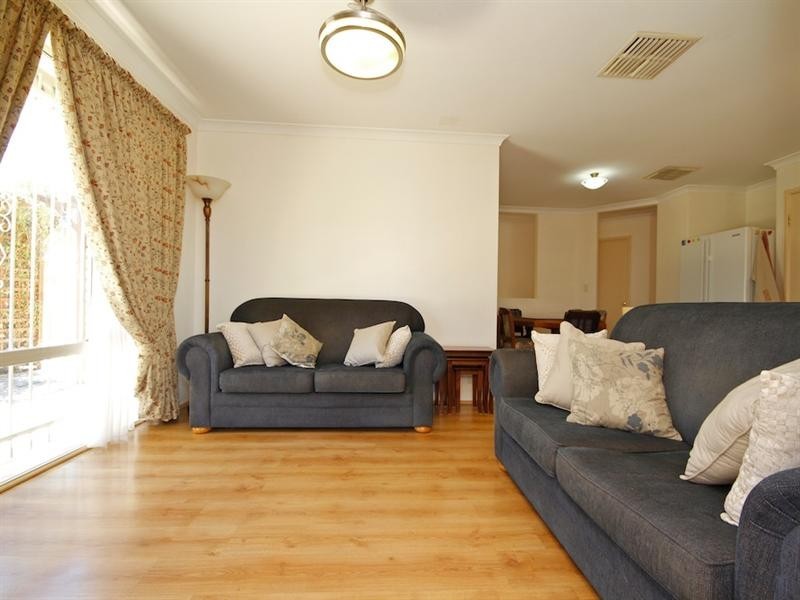 30 Alsace Avenue, Caversham WA 6055