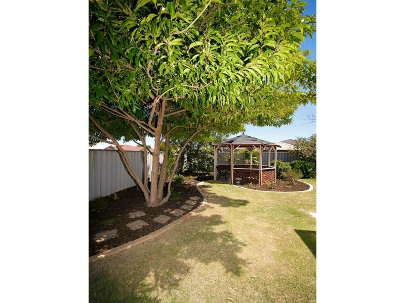 30 Alsace Avenue, Caversham WA 6055