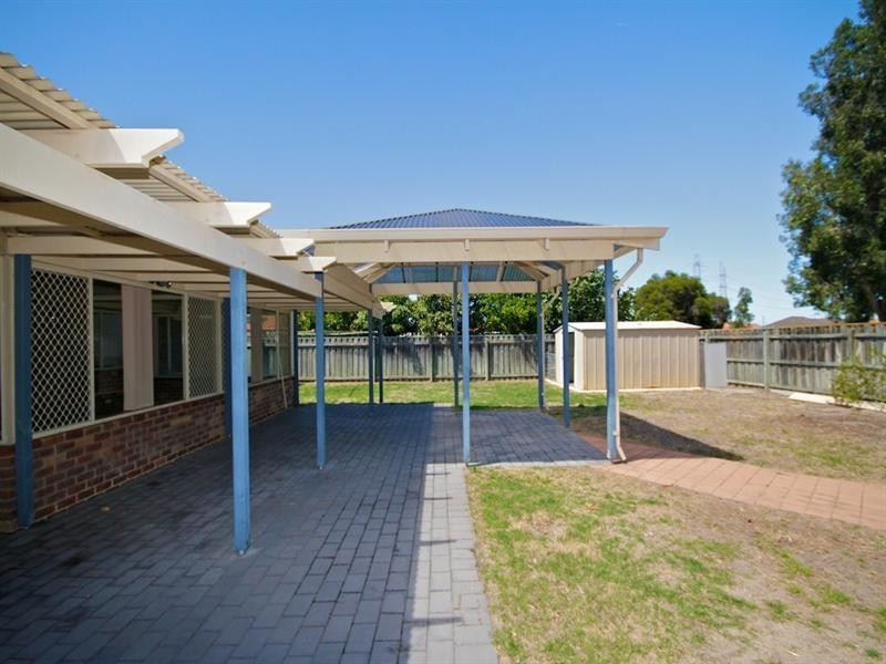 20 Winchester Place, Ballajura WA 6066