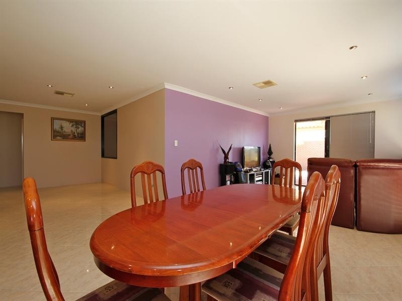45 Bennett Street, Caversham WA 6055