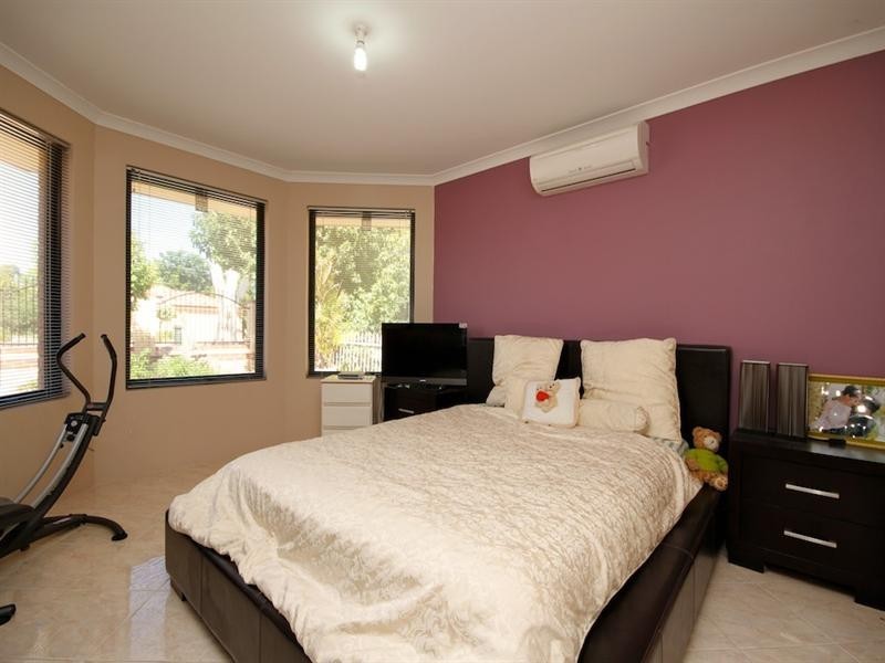 45 Bennett Street, Caversham WA 6055