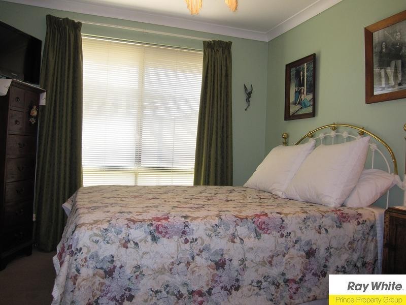 1 Lena Crescent, Beechboro WA 6063