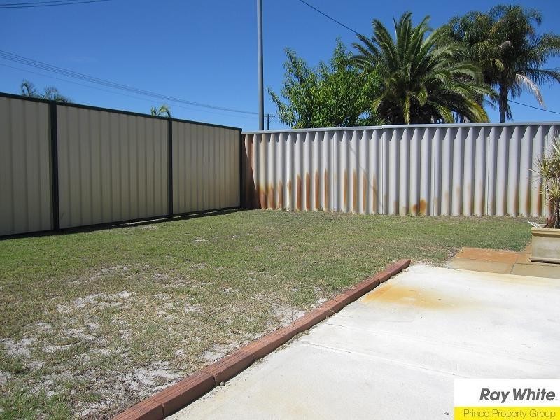 1 Lena Crescent, Beechboro WA 6063