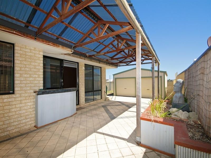 35 Mitra Loop, Beechboro WA 6063