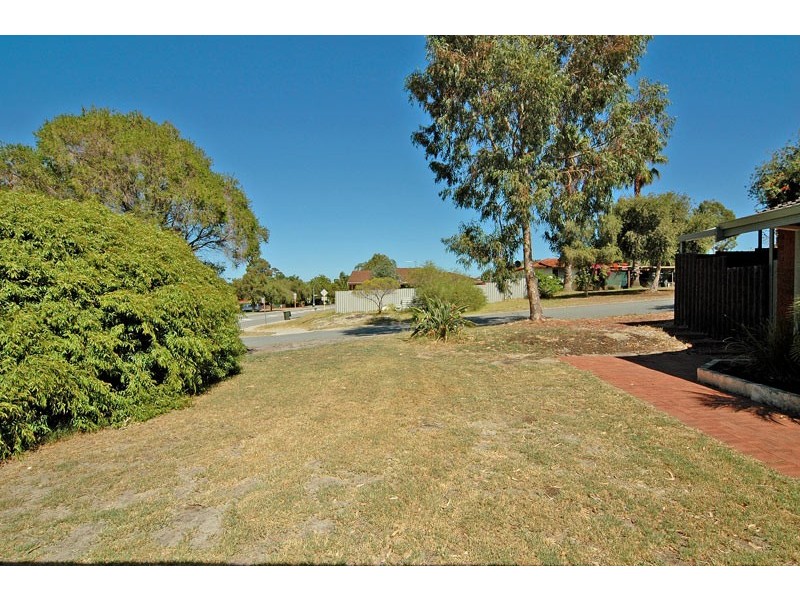 33A Maguire Avenue, Beechboro WA 6063