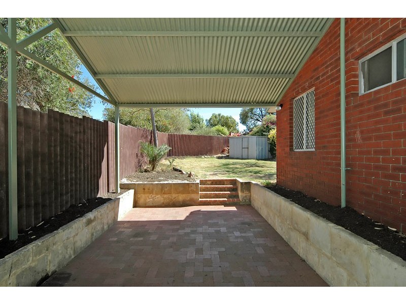 33A Maguire Avenue, Beechboro WA 6063