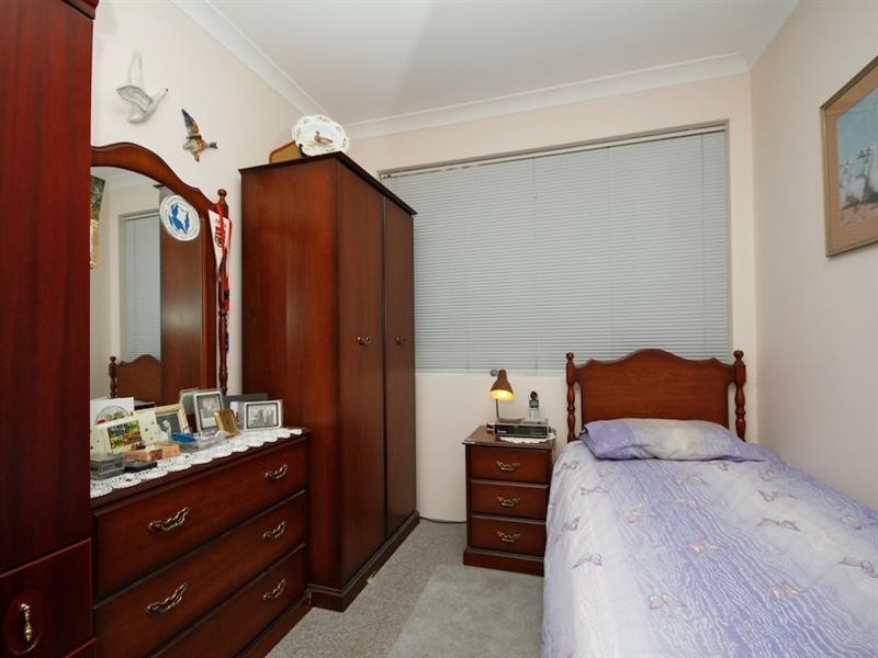 9 Pikes Close, Caversham WA 6055