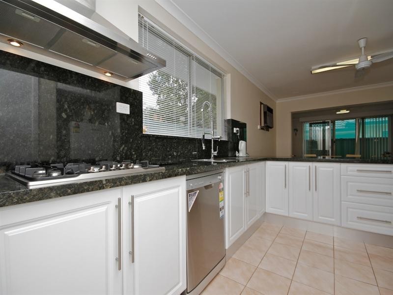 39 Rosmead Avenue, Beechboro WA 6063