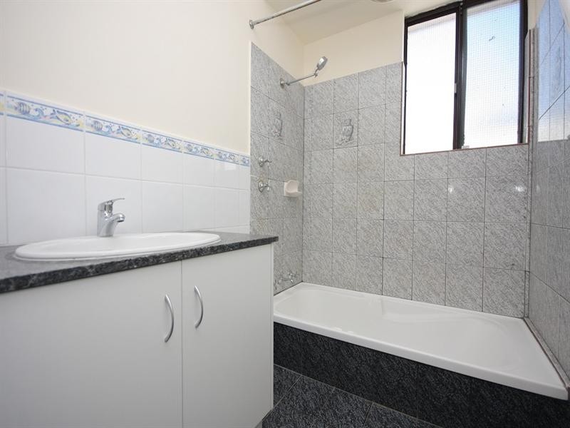 12 Cocos Grove, Kiara WA 6054