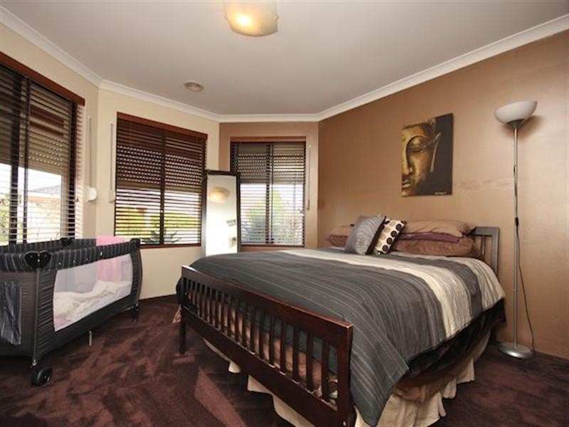 6 Tallow Way, Beechboro WA 6063