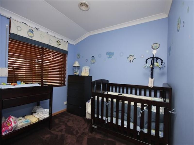 6 Tallow Way, Beechboro WA 6063