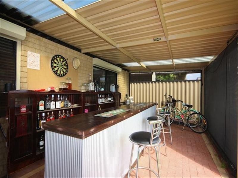 6 Tallow Way, Beechboro WA 6063