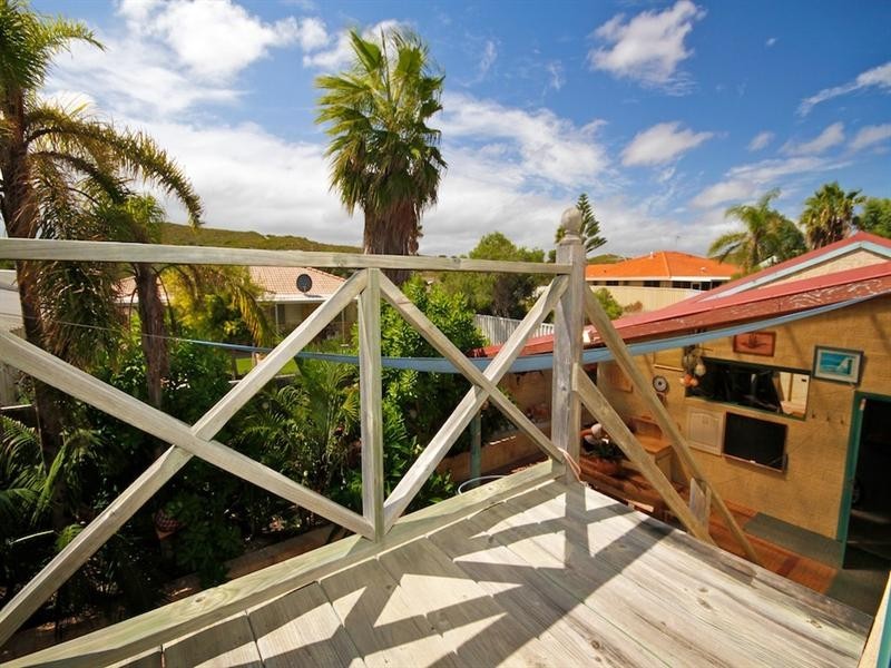 11 Sceptre Court, Two Rocks WA 6037