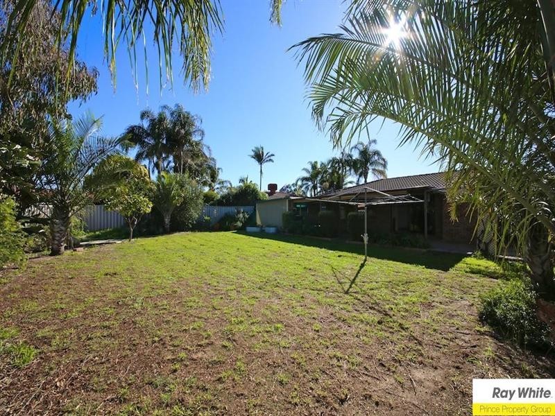 11 Grande Way, Beechboro WA 6063